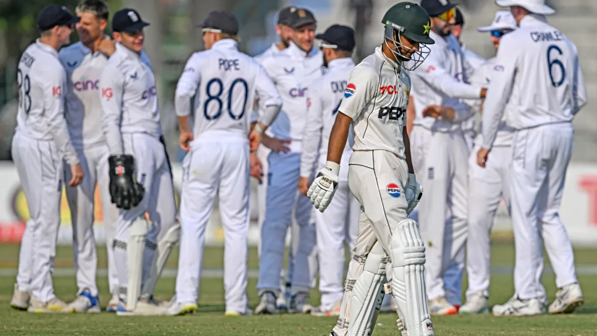 England's Commanding Lead in Second Test Against Pakistan