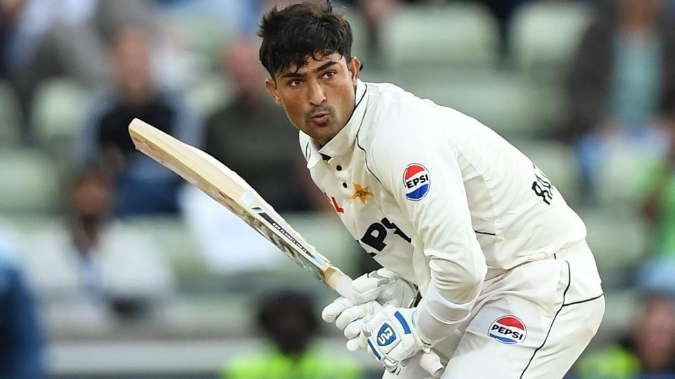 Azan Awais Meets Alastair Cook During England-Pakistan Test Series