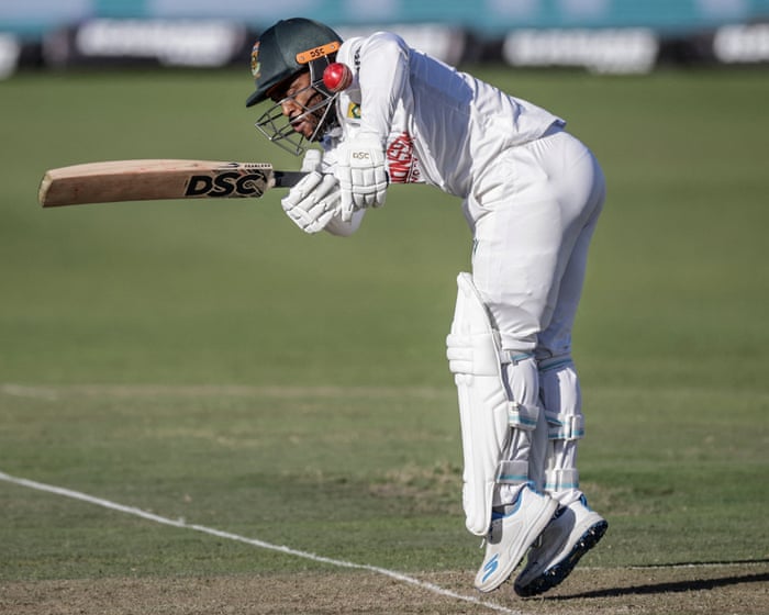 South Africa 20-2 at Stumps as Rain Halts Test