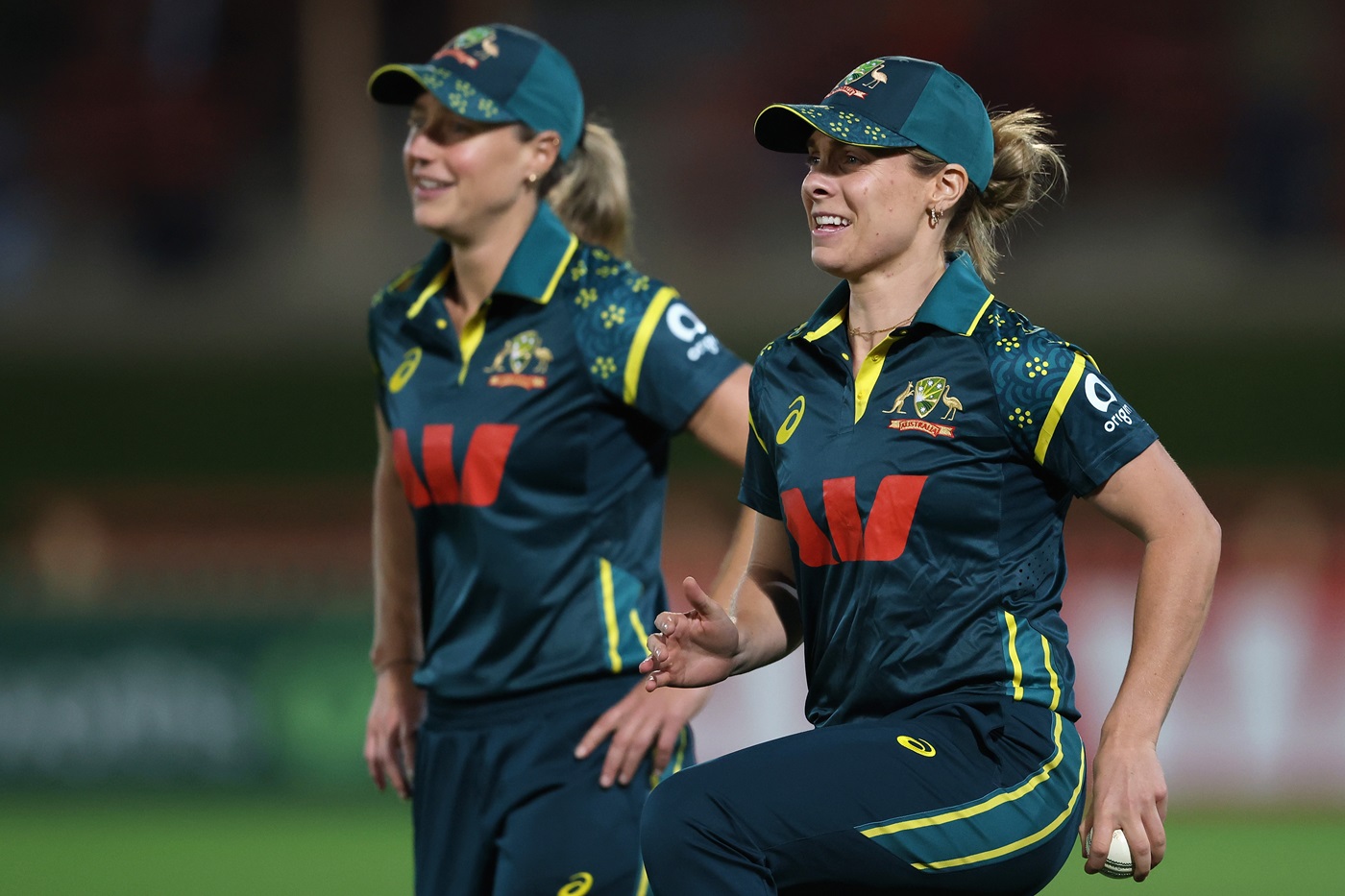 Australia Fight Back After Rollercoaster Day One of Deciding Test Against South Africa